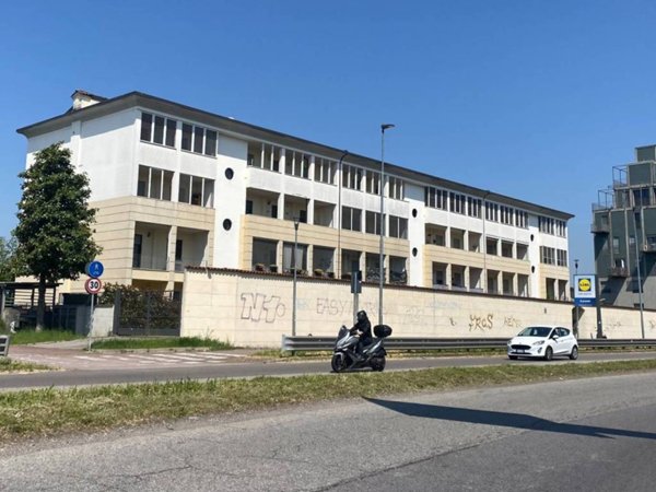 appartamento in vendita a Rozzano