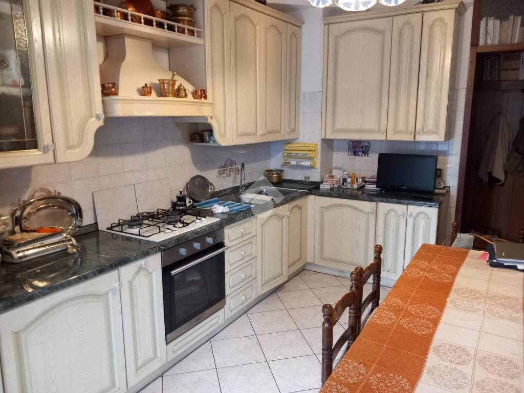 appartamento in vendita a Rozzano