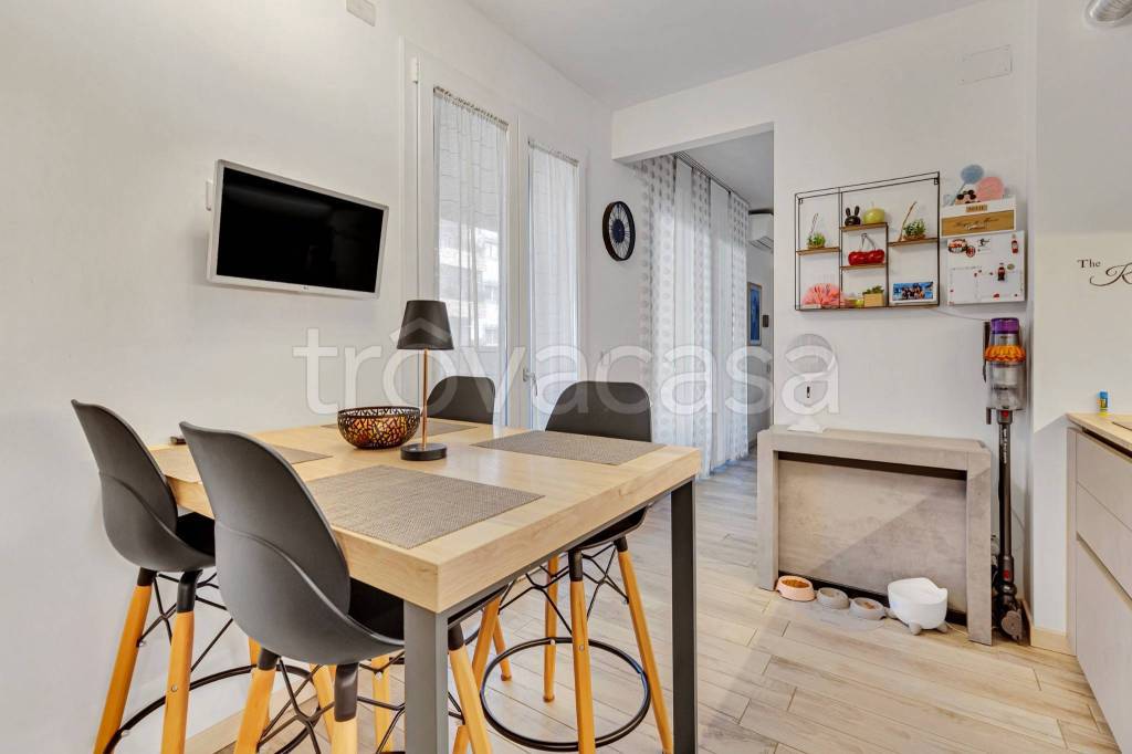 appartamento in vendita a Rozzano