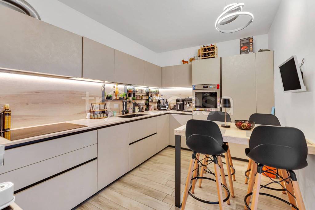 appartamento in vendita a Rozzano