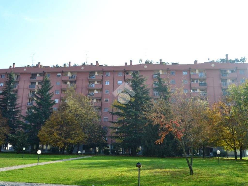 appartamento in vendita a Rozzano in zona Valleambrosia