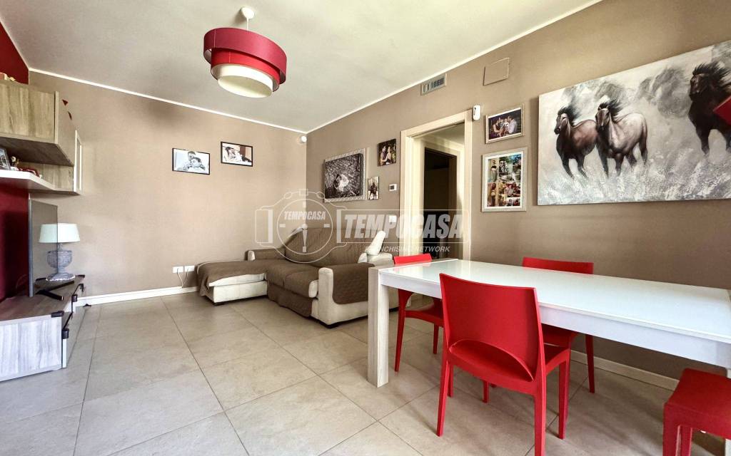 appartamento in vendita a Rozzano