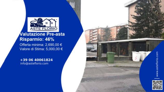 locale commerciale in vendita a Rozzano