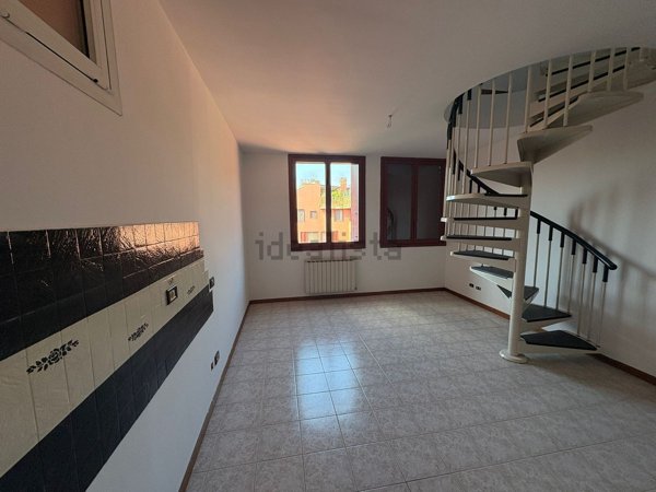 appartamento in vendita a Rozzano in zona Pontesesto