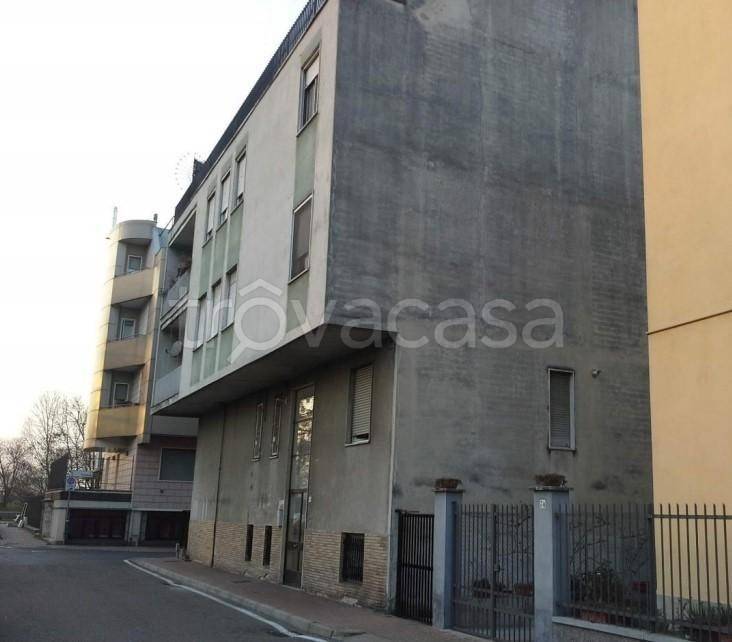 appartamento in vendita a Rozzano