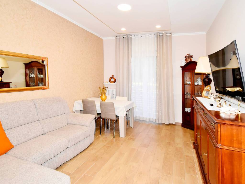 appartamento in vendita a Rozzano