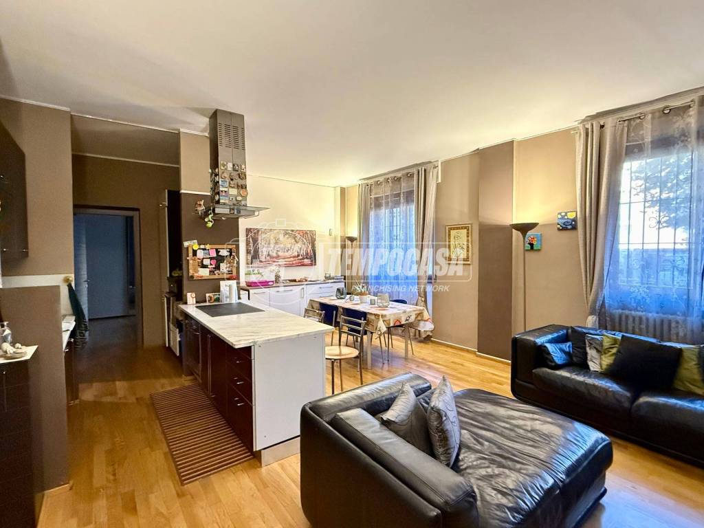 appartamento in vendita a Rozzano