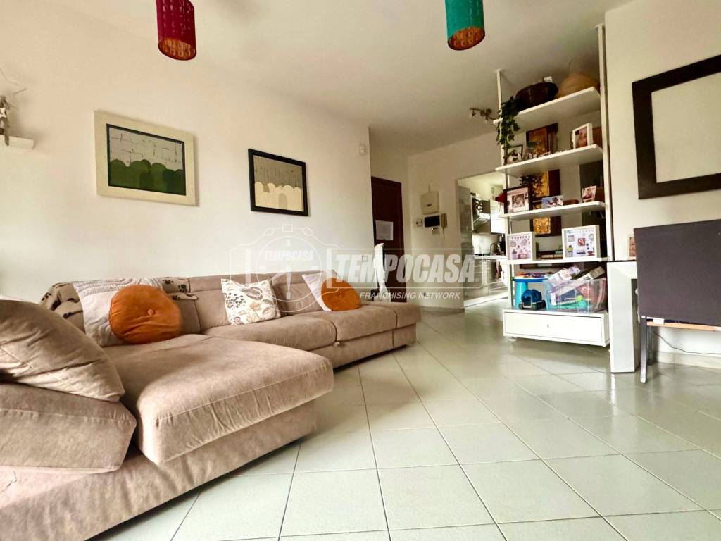 appartamento in vendita a Rozzano