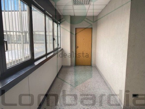 ufficio in vendita a Rozzano