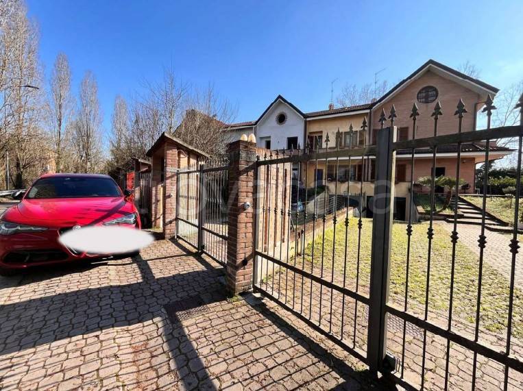 casa indipendente in vendita a Rozzano