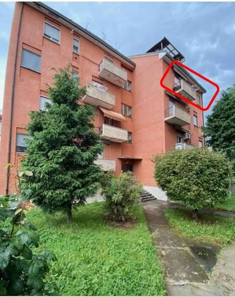 appartamento in vendita a Rozzano in zona Valleambrosia