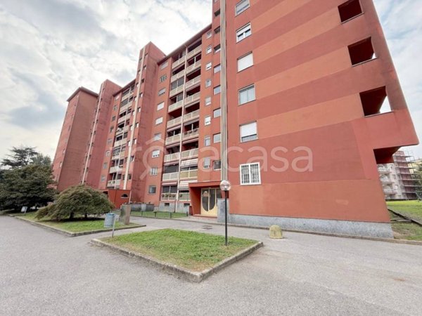 appartamento in vendita a Rozzano in zona Pontesesto