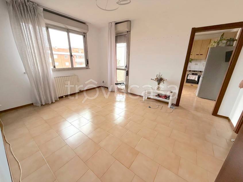 appartamento in vendita a Rozzano in zona Pontesesto