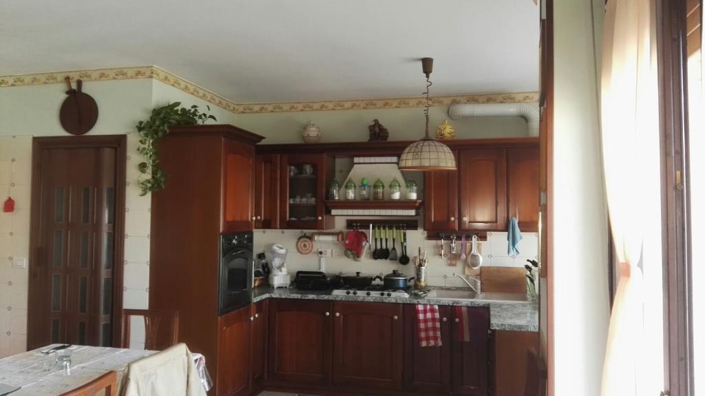 appartamento in vendita a Rozzano in zona Valleambrosia