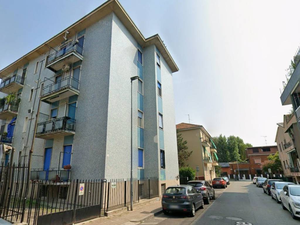 appartamento in vendita a Rozzano in zona Quinto Stampi