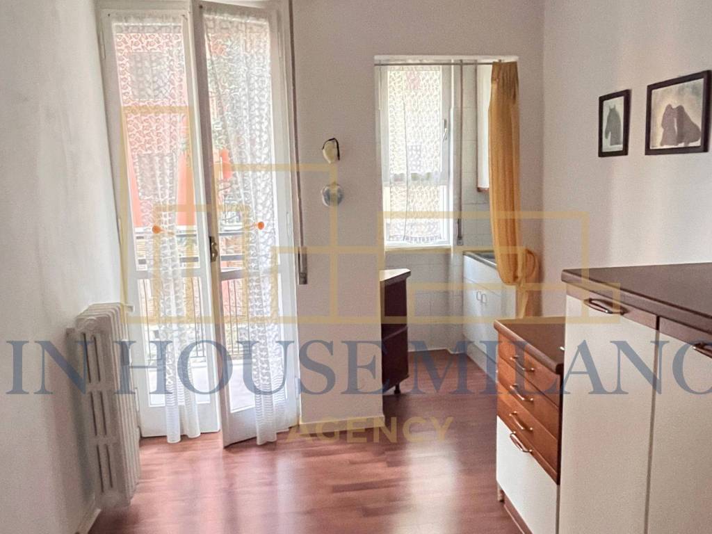 appartamento in vendita a Rozzano in zona Quinto Stampi