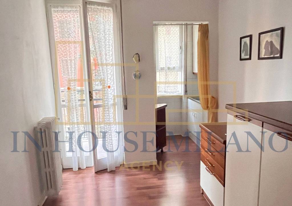 appartamento in vendita a Rozzano in zona Quinto Stampi