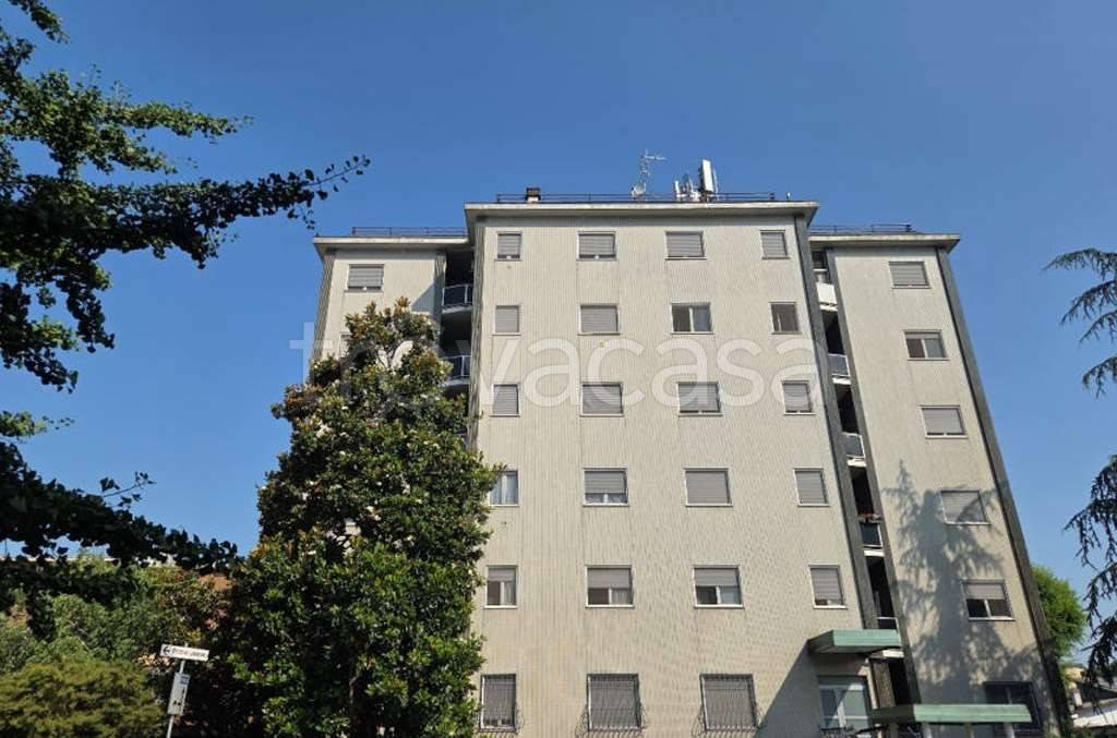 appartamento in vendita a Rozzano