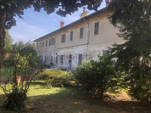 casa indipendente in vendita a Rozzano