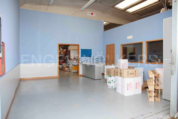 ufficio in vendita a Rozzano