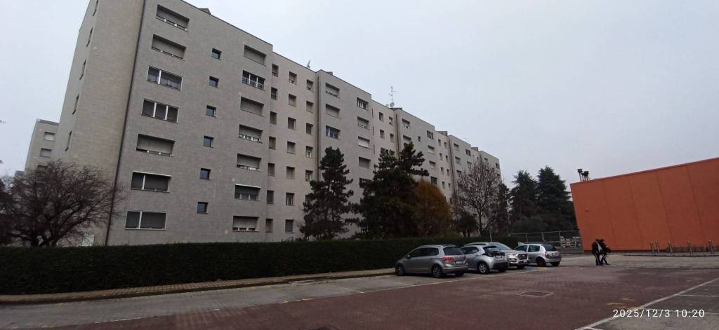 appartamento in vendita a Rozzano