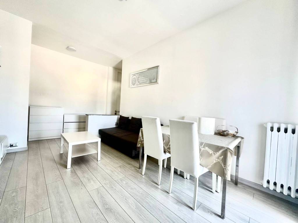 appartamento in vendita a Rozzano in zona Valleambrosia