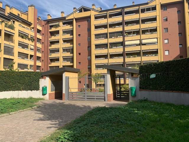 appartamento in vendita a Rozzano