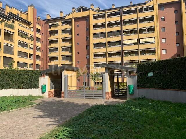 appartamento in vendita a Rozzano