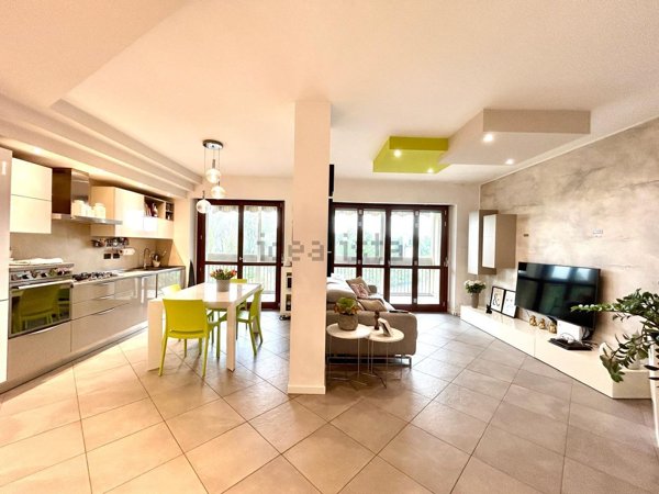 appartamento in vendita a Rozzano