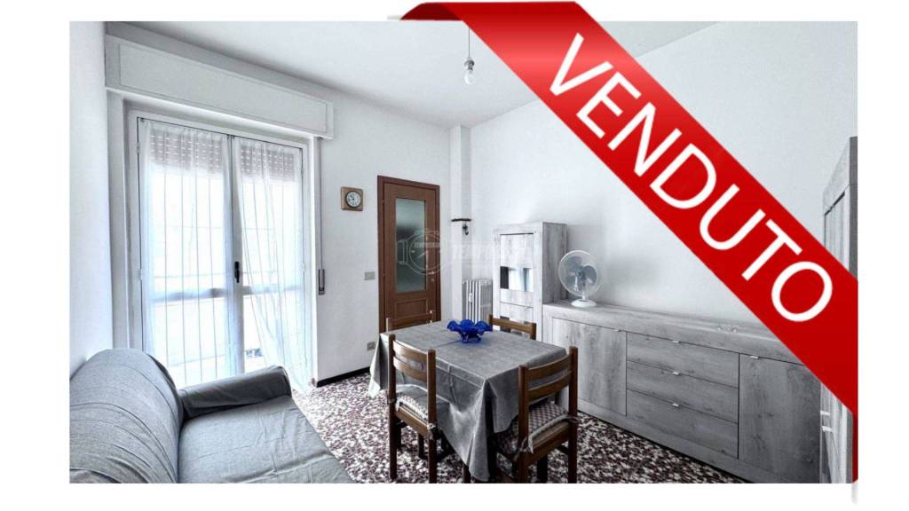 appartamento in vendita a Rozzano in zona Quinto Stampi