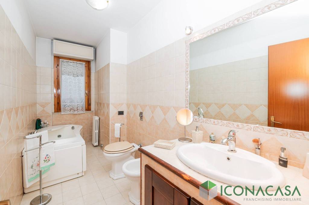 appartamento in vendita a Rozzano