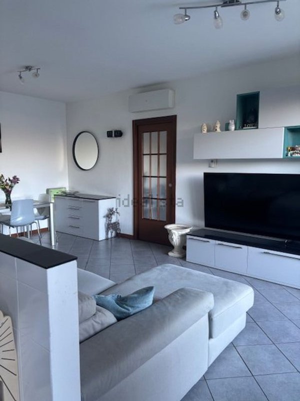 appartamento in vendita a Rozzano