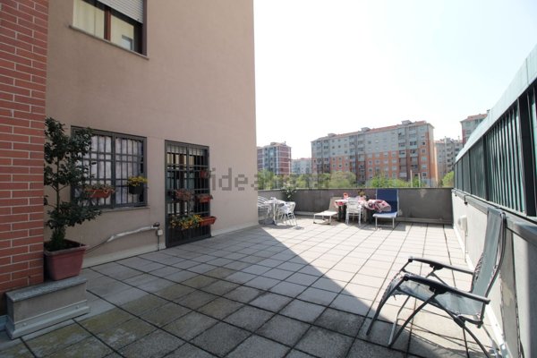 appartamento in vendita a Rozzano