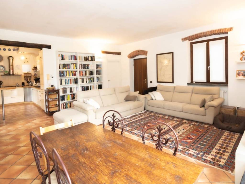 casa indipendente in vendita a Rozzano