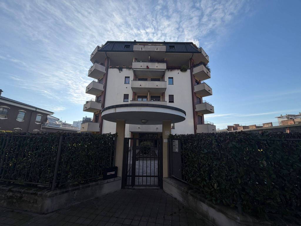 appartamento in vendita a Rozzano