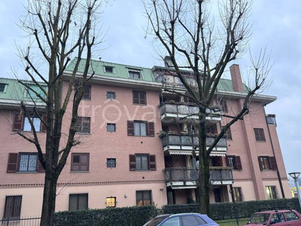 appartamento in vendita a Rozzano