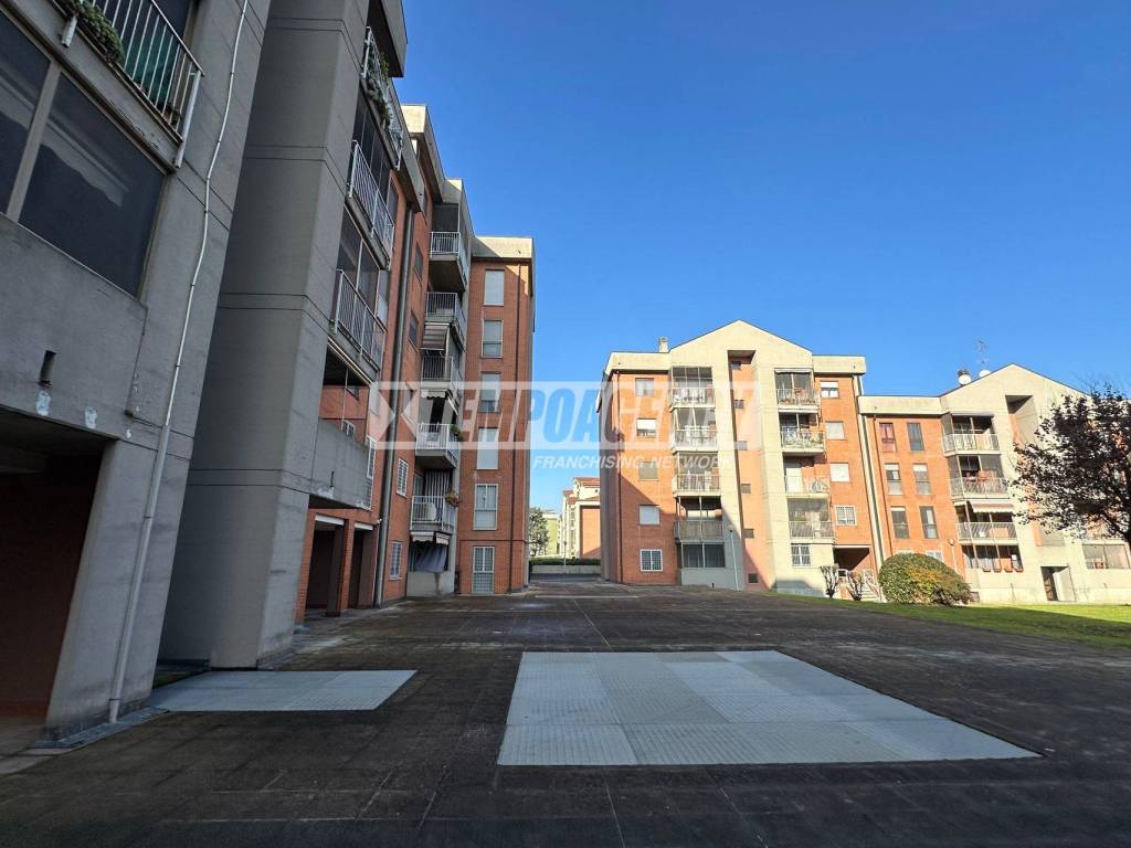 appartamento in vendita a Rozzano