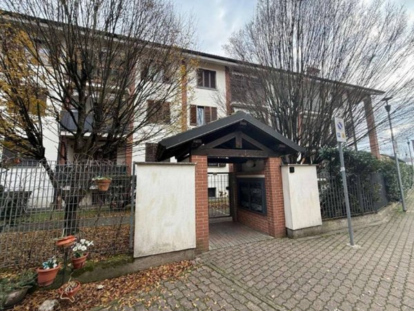 appartamento in vendita a Rozzano