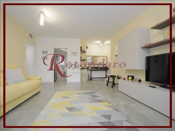 appartamento in vendita a Rozzano