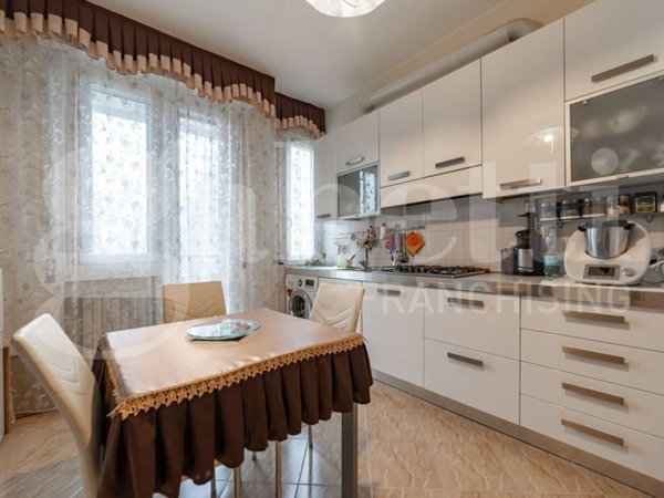 appartamento in vendita a Rozzano