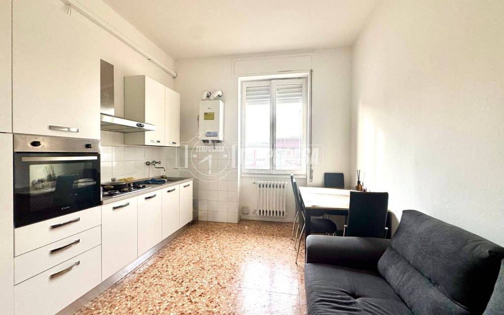 appartamento in vendita a Rozzano in zona Valleambrosia