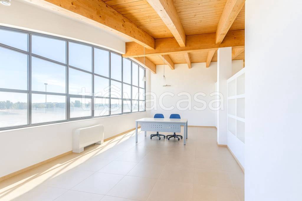 ufficio in vendita a Rozzano in zona Quinto Stampi