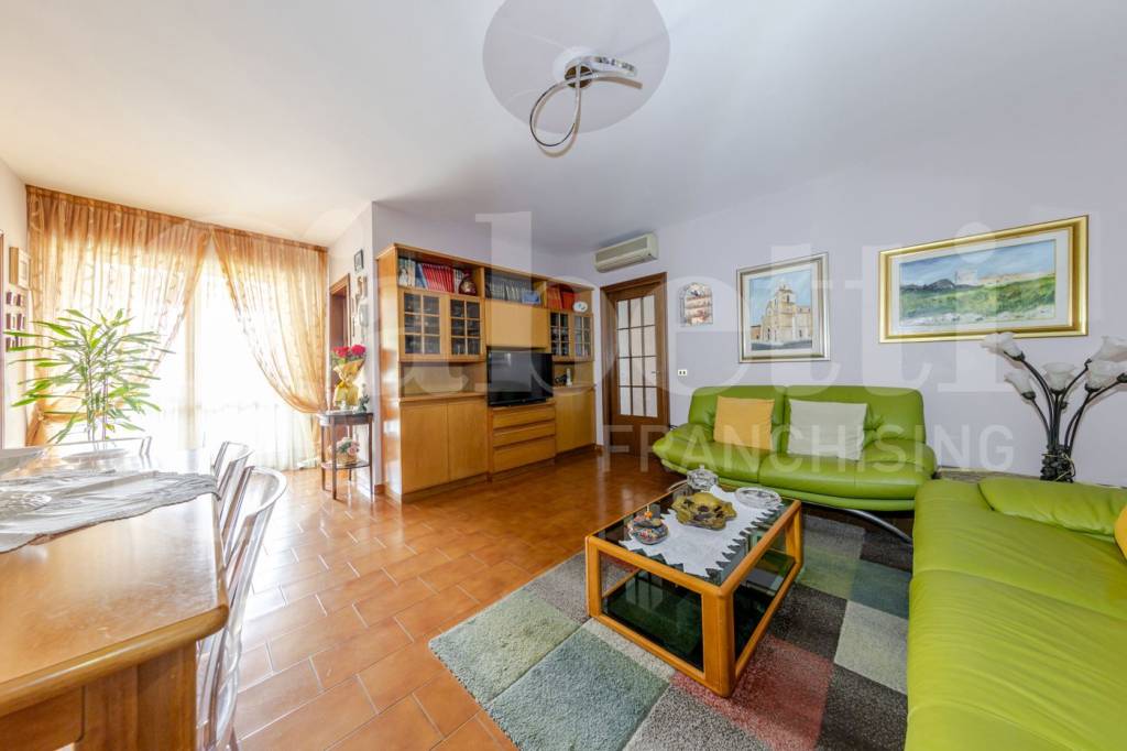 appartamento in vendita a Rozzano