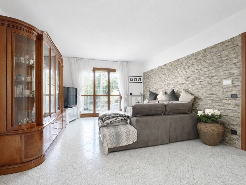 appartamento in vendita a Rozzano