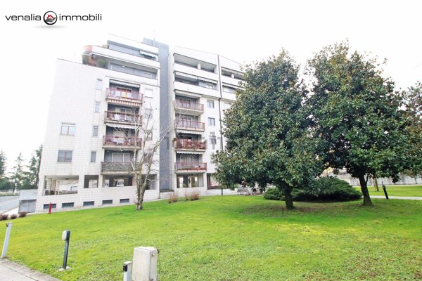 appartamento in vendita a Rozzano
