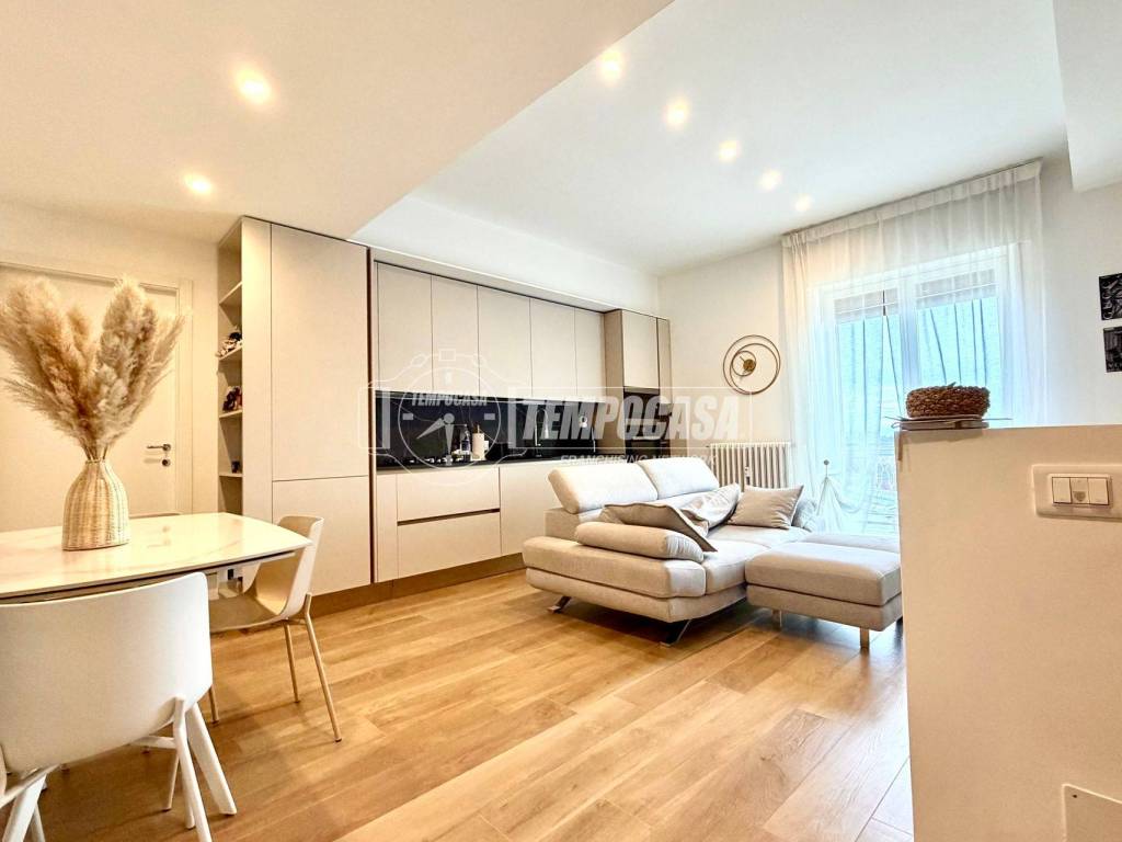 appartamento in vendita a Rozzano