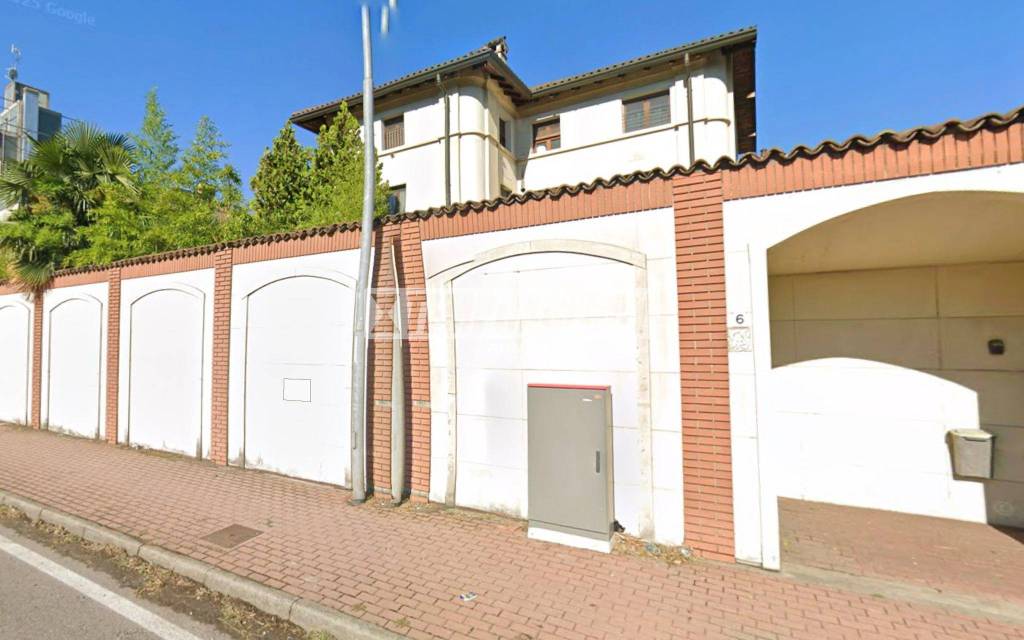 appartamento in vendita a Rozzano in zona Cassino Scanasio