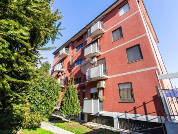 appartamento in vendita a Rozzano in zona Valleambrosia