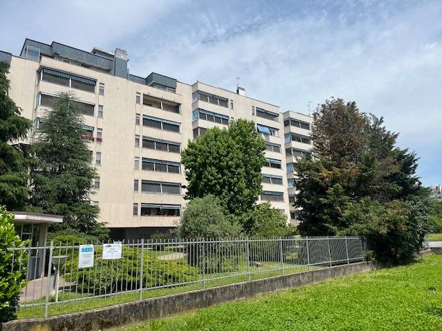 appartamento in vendita a Rozzano