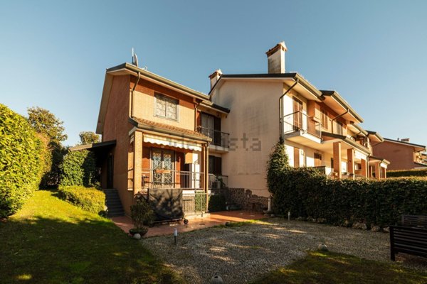 casa indipendente in vendita a Rozzano